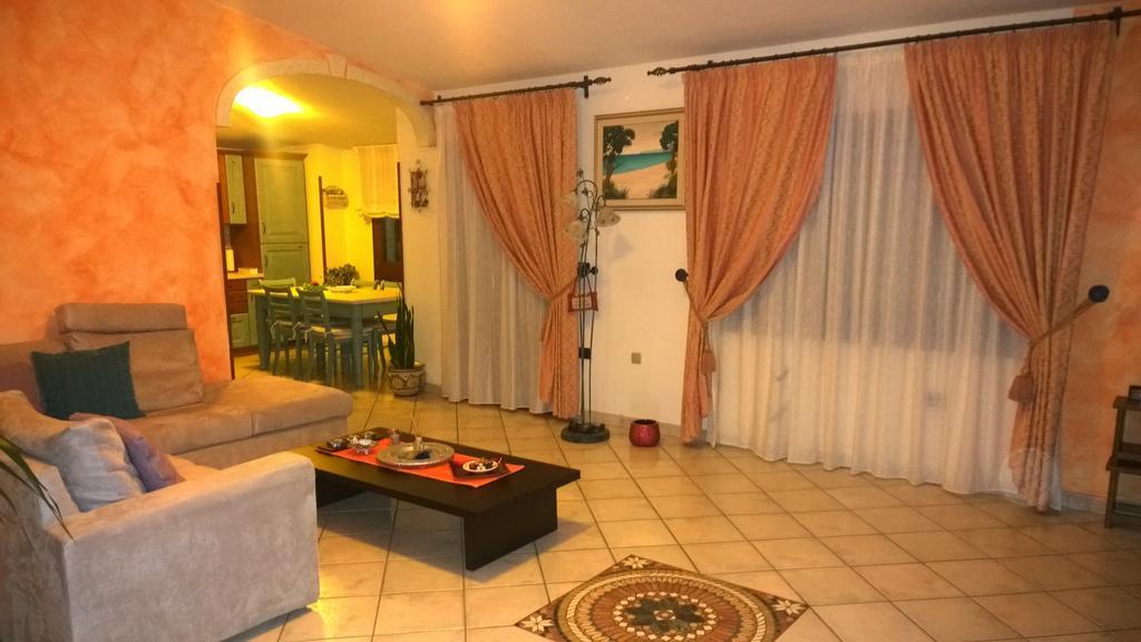 Casa Rosina Apartment Orosei Luaran gambar