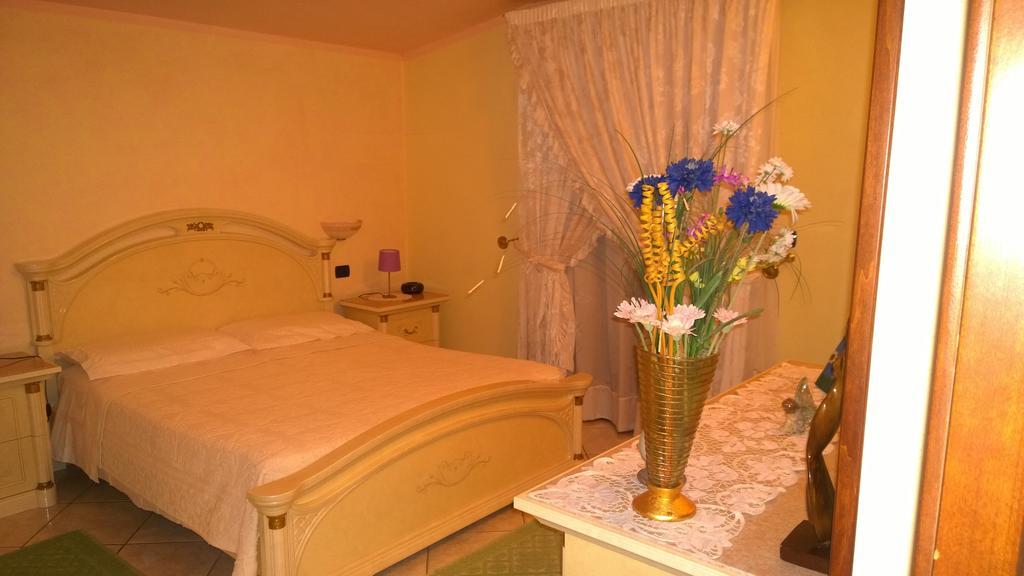Casa Rosina Apartment Orosei Bilik gambar